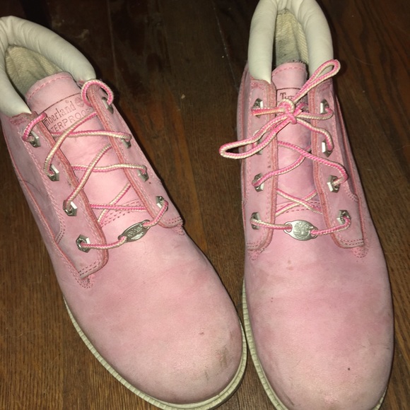 Pink timberlands - Picture 2 of 4